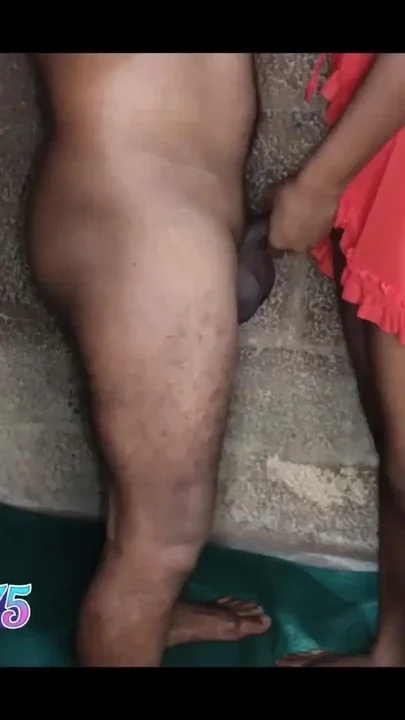 Village Bhabhi ko Chudai kiya Clip 1