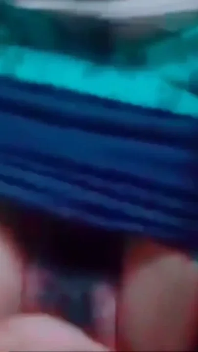 Desi girlfriend is playing fiercely with her pussy the video is from here Indian