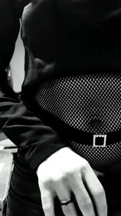 Let yourself be transported by my sensuality