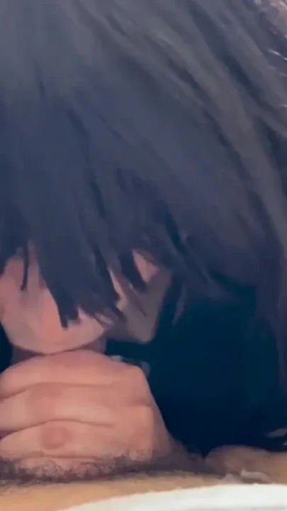 CD sucks straight man till he cums all over her face Clip 1