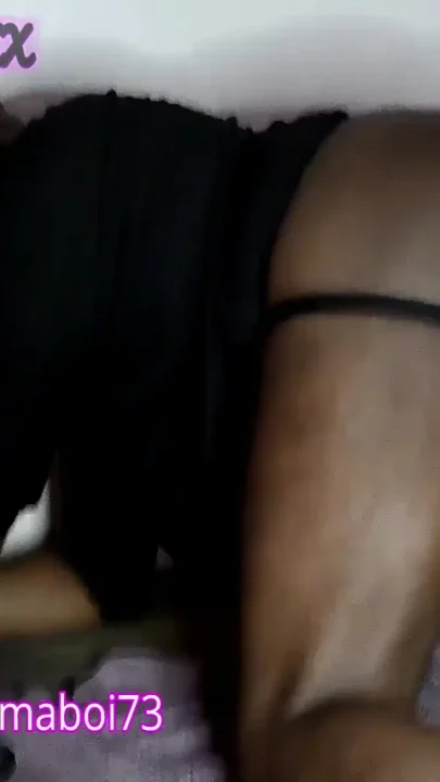 Giving the homie some booty