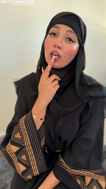 Aaliyah Ends Ramadan with an Urdu JOI