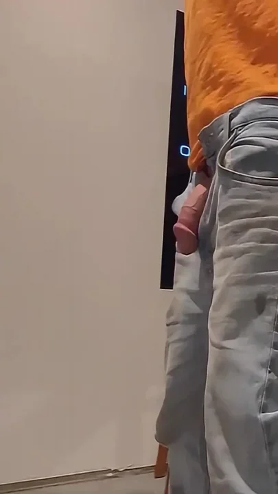 Big Cock Consruction Worker Quick Cumshot