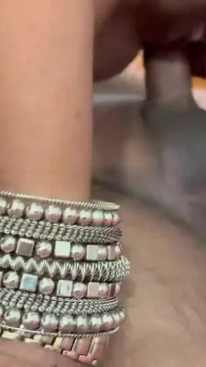 Apne Dost Ke Saamne girlfriend ko kiya chudai hot sexi web series Clip 2
