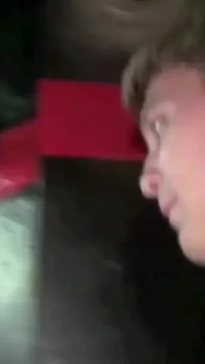 Twink fucked by the blond top Kameron