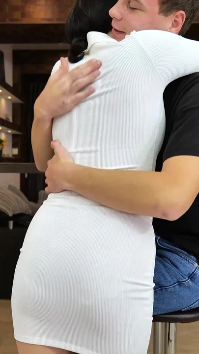 Super Sexy Big Tits Teen Queenlinn Fucked by Her Boyfriend