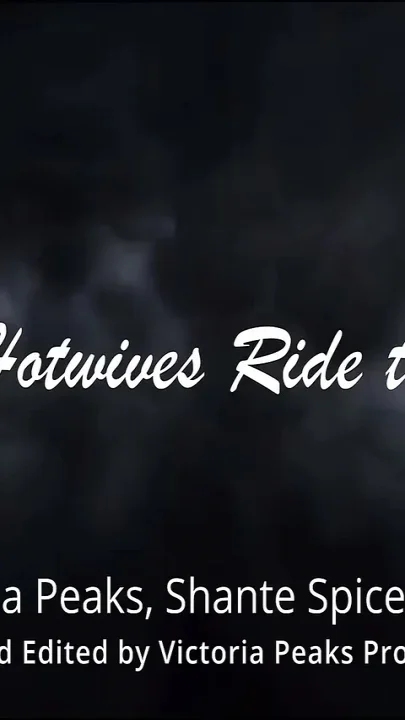 Cheating Hotwives Ride the Dick