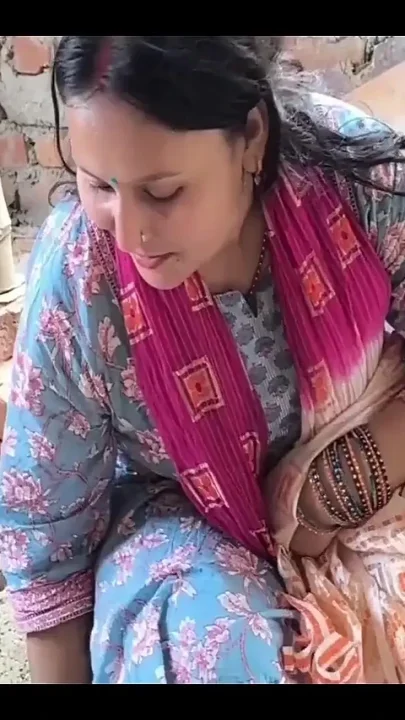 Women Labour Fuck with Labour Contractor for Earning Extra Tips