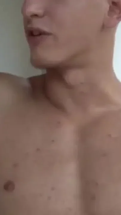 3 straight twinks accept to be sucked by gay