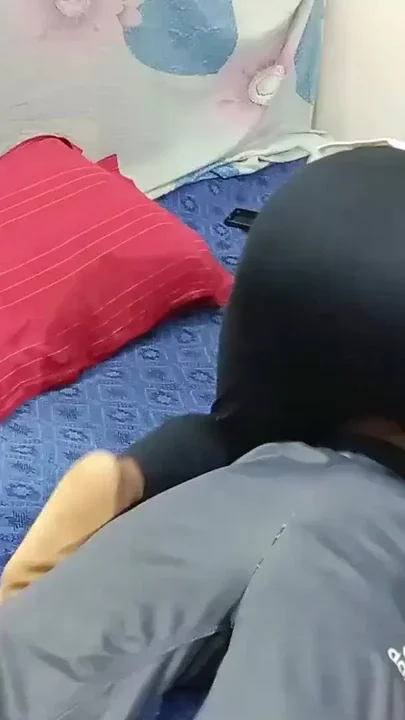 Desi Girl Fucking Boy Friend Home Alone Part- 1 Clip 1