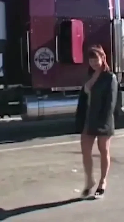 Crazy MILF rough bangvan DP fucked