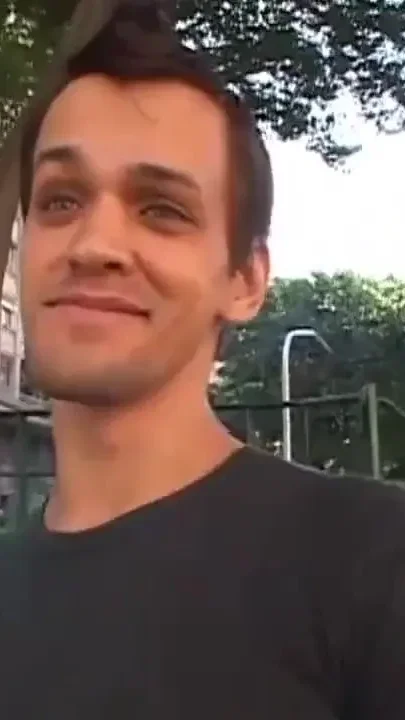 Strange new love story - no condom