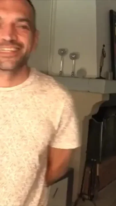 Twink fucked bareback by the big cock of Fred