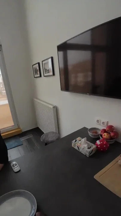 Candie Luciani Fucked in Kitchen