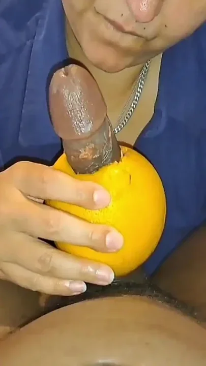 Wildenglishbbw Giving BBC Nata4sex Handjob With Grapefruit