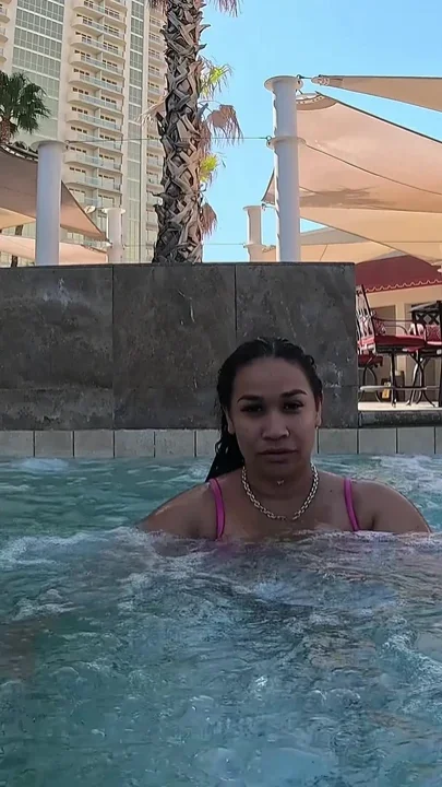 Relaxing MILF Jacuzzi Soak with Lofi Melodies