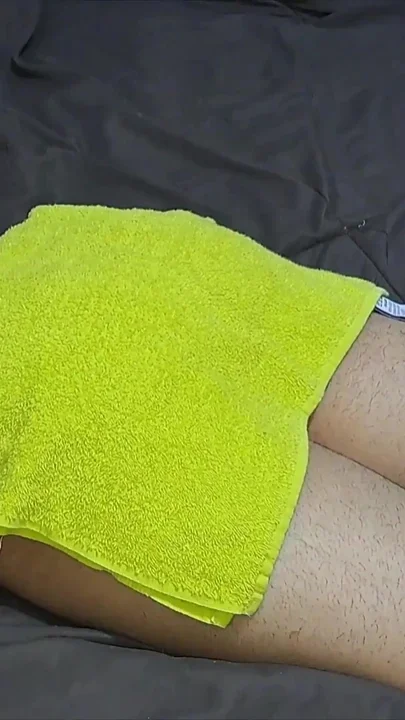 Big-butted Woman Gives Massages Heats up and Turns Into