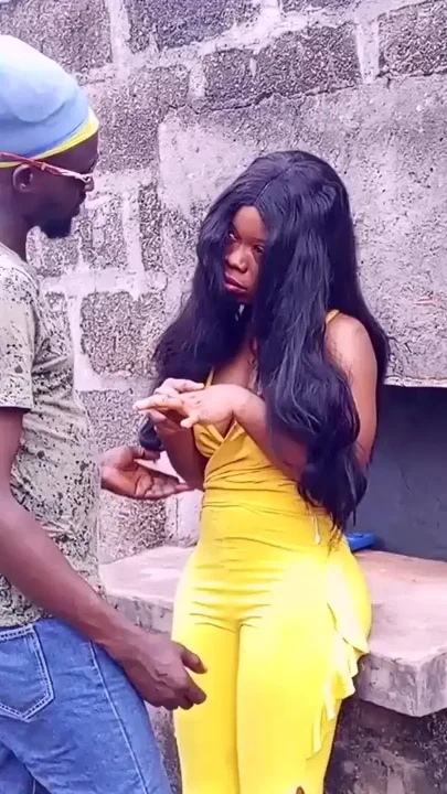 We met in my estate she already wants to fuck me Clip 1
