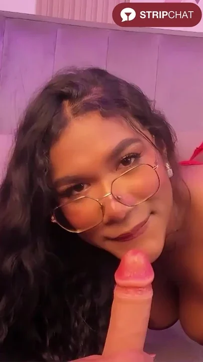 SeshatHitt Sexy Brunette in Lingerie and Glasses Deepthroat and Sloppy Blowjob –