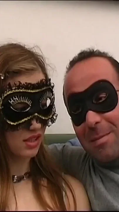 Cumshot Blowjob for Masked Amateur Couple