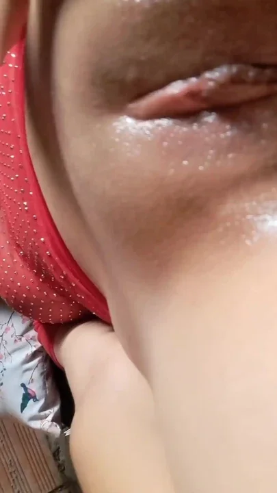 HOW DELICIOUS MY BEST FRIEND TOUCHES HER PUSSY AND FINGERS Clip 1