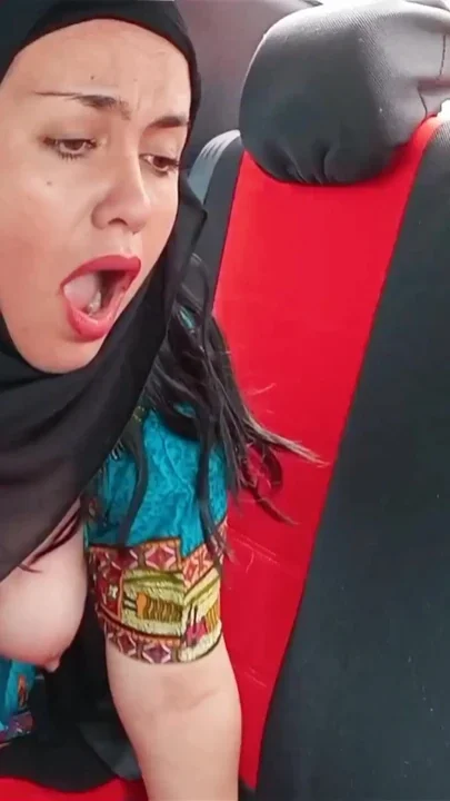 Indian stepmother wearing hijab gets fucked in car Clip 3