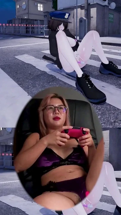 I shoot cum like her too