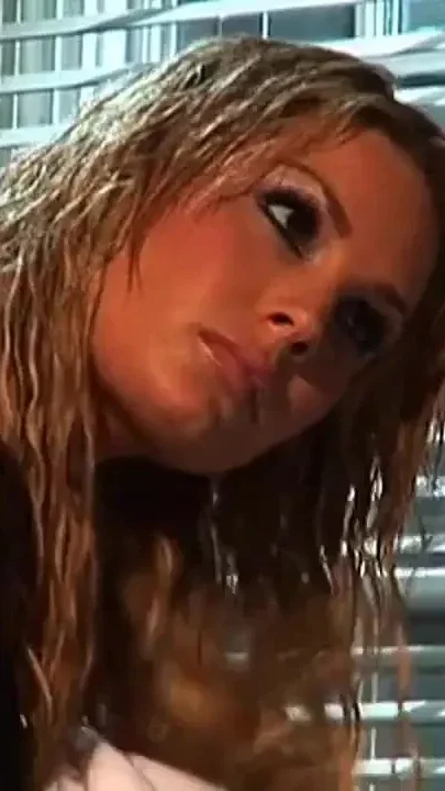 Kayden Kross and Flower Tucci Starring in Lesbian Muff Munchers
