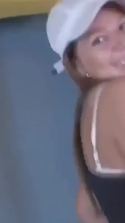 Hot Amateur Latina Lara Blowjob and Fuck
