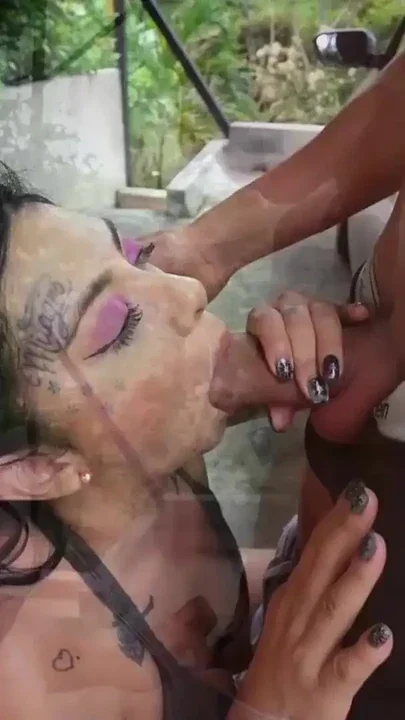 I BREAK THE PUSSY OF THE LANDLADY I PLEASE THE BOSS WITH MY BIG DICK BY GIVING
