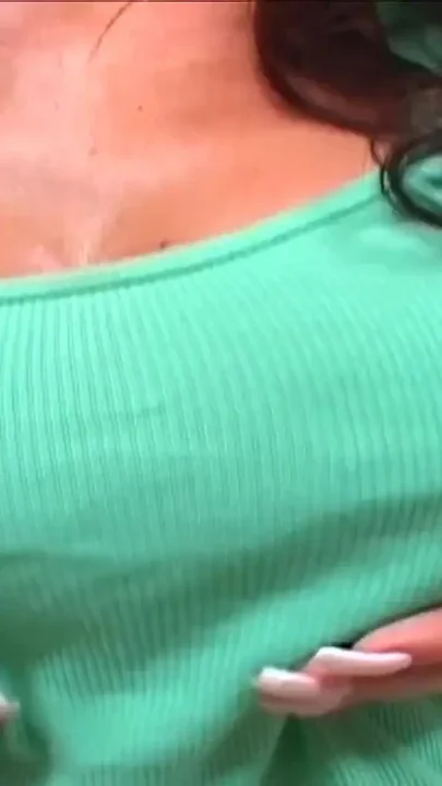 Horny bitch sucks a huge cock then gets fucked to a cumshot