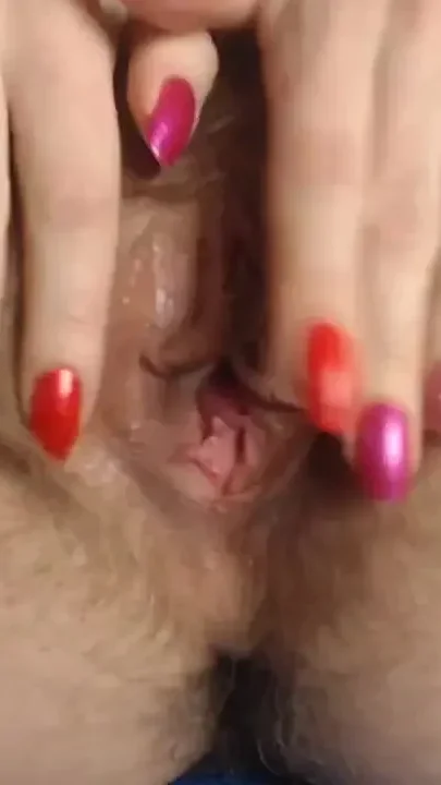 Squirt Hairy Pussy Masturbating and Gaping