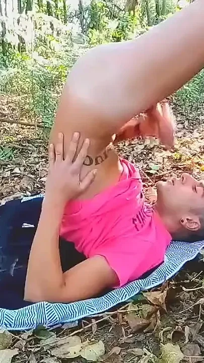 Twink Outdoor Self Cum in Mouth and Own Glans Licking