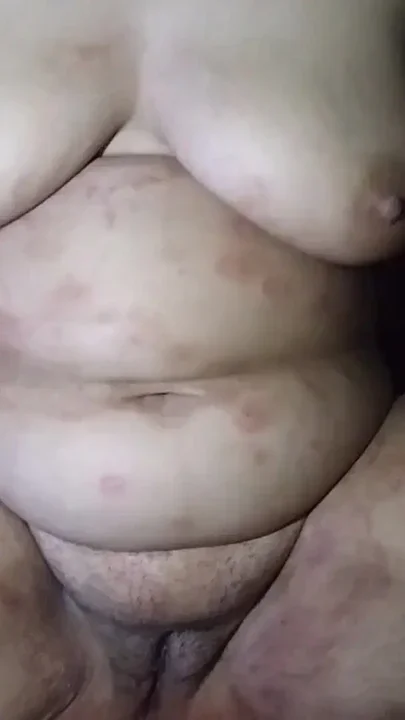 desi Bhabhi fingers pussy Clip 1