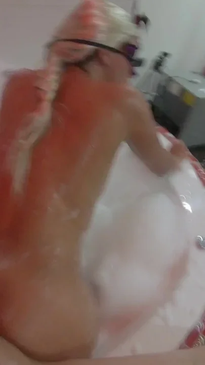 Sex in a jacuzzi