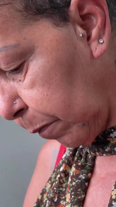 Tattooed Granny Not Realy Enjoys Monstercock Anal