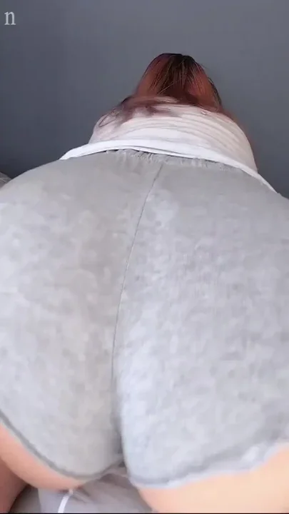 Babe with big ass in shorts humping pillow and moans sweetly