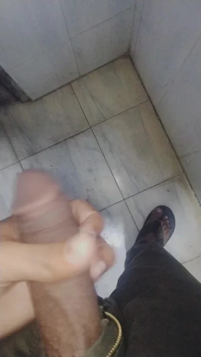Hardcore masturbation by dig dick