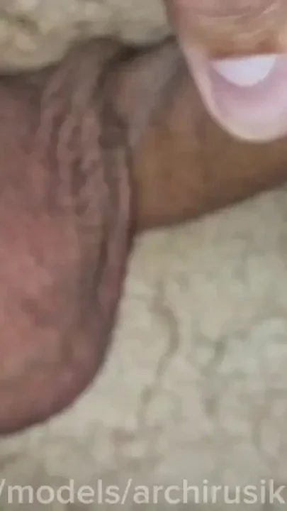 A stranger fucked her until she came on the highway in full view of everyone Clip 3