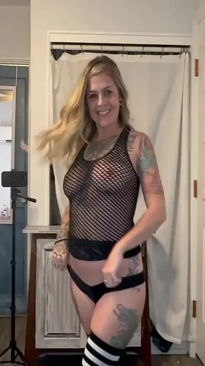 Riding Into a Hot Summer with Summer Raez