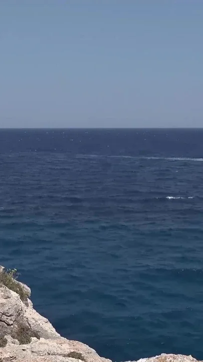 Cliffside Outdoor Pounding - Dripping Wet Beach Fuck