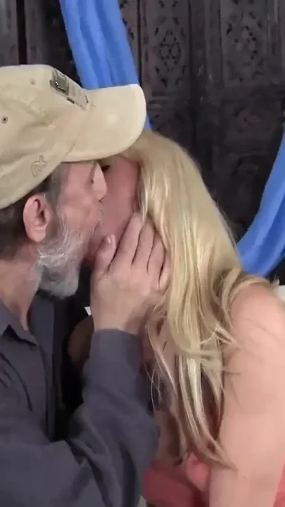 Old pig bangs a sexy young blonde Real Time