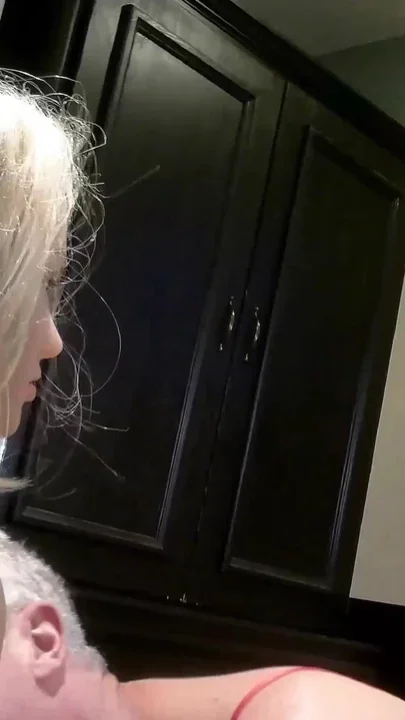 Daddy gave Jill a nice facial Clip 1