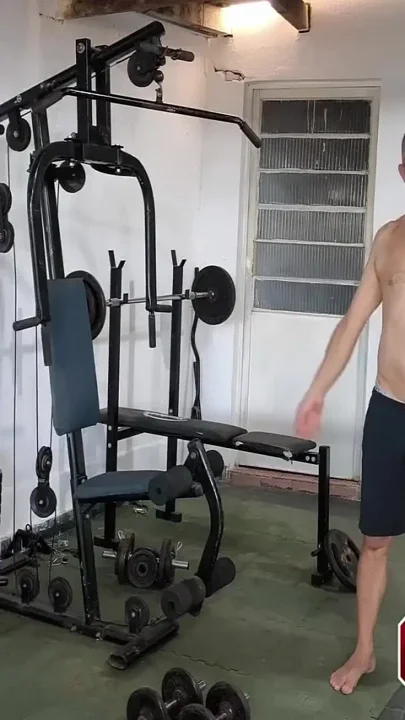 Training Naked and Carmona Saw