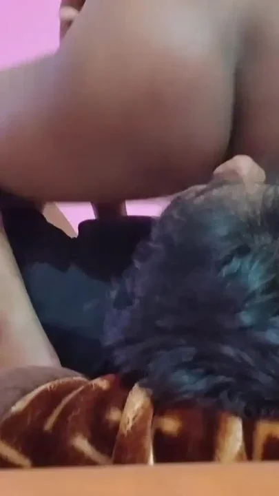 Viral desi boyfriend licking her girlfriend pussy very hard and his gf moaning