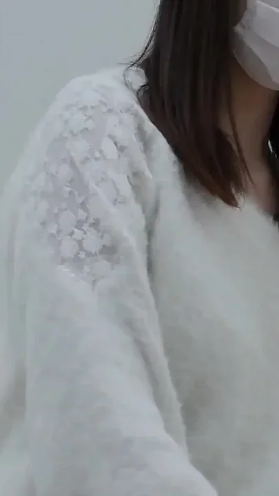 Horny Asian sluts 090
