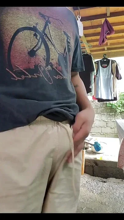 Behind the House to Fuck in Extreme Lust