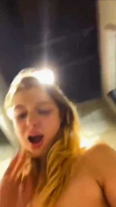 Full Naked Girl Masturbate in Public