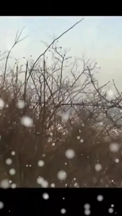 Young MILF Fucked and Creampied in Pussy by Big Hard Cock in the Snow