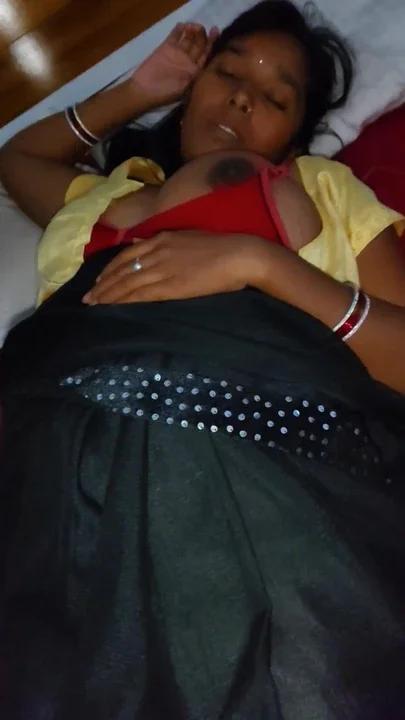 Indian sadi wali bhabhi - Vegetable selling sister-in-law and unknown people